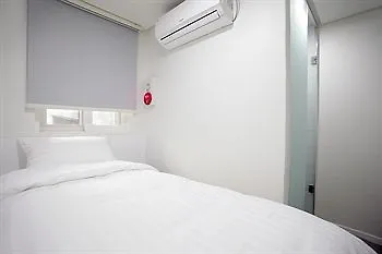 K-Pop Hotel Seoul Tower